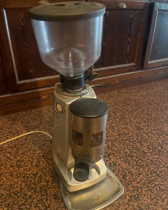 Macina caffe dosatore mazzer