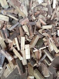 legna sfusa pronta da bruciare 