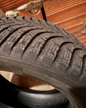 Pneumatico Invernale 185/60/15 HANKOOK