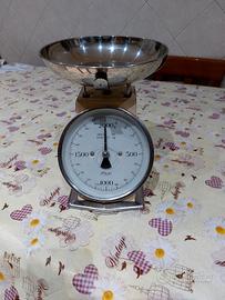bilancia da cucina vintage