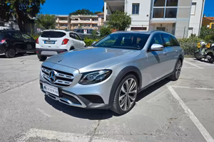Mercedes E 220 D Premium 4Matic 9G-Tronic Plus Sta