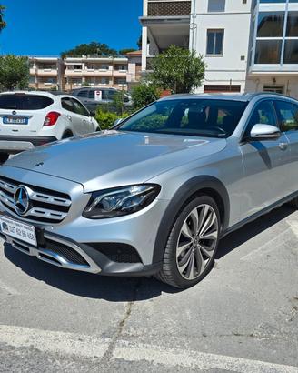 Mercedes E 220 D Premium 4Matic 9G-Tronic Plus Sta