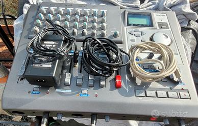 TASCAM DP01FX/CD

digital hard disc recording 