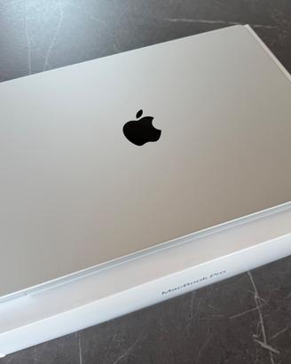 MacBook Pro 16" M1 Pro 2022 con 1TB e 16GB - Apple