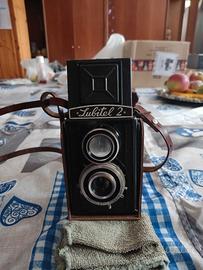 macchina fotografica da collezione 
