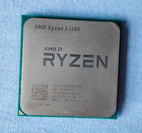 CPU Ryzen 3 1200 con dissipatore