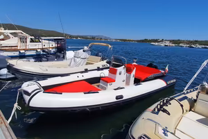 Gommone 656 più carrello