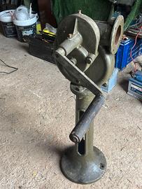 Pompa tiraggio acqua