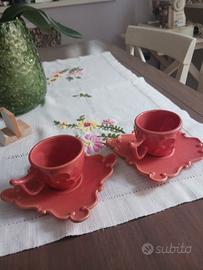 Tazzine caffè vintage rosso anni 70 con piattini d