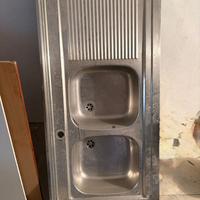 Lavello due vasche con gocciolatoio
