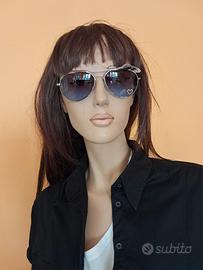 Occhiali da sole vintage con cuoricino 