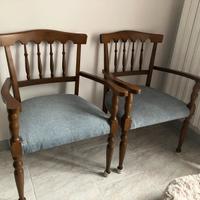 Due poltroncine in legno e tessuto