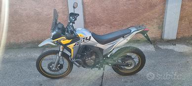 VOGE 300 RALLY 