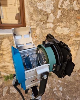 ILLUMINATORE  spot Fresnel DA 500 E DA 1000