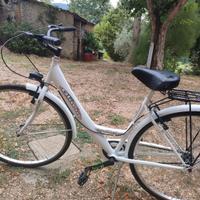 Bicicletta City bike da donna