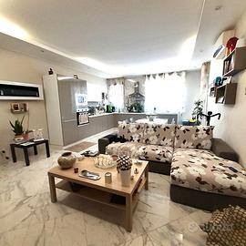 Siracusa, 5 Vani Via Principato di Monaco