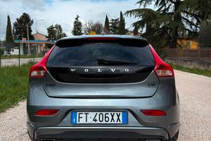Volvo V40 d2 momentum 2019 156.000 km