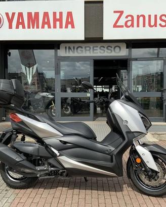 Yamaha X-Max 400