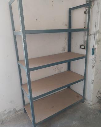 scaffalatura in ferro
