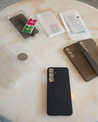 7 Cover e 3 pellicole x Samsung s25 6.1" nuove