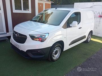 Opel Combo Life 1.5D 100 CV 3 POSTI CON ALLESTIMEN