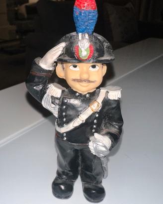 STATUA Carabiniere in Alta Uniforme che Saluta