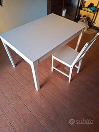 TAVOLO IKEA  ALLUNGABILE 120/180 + 4 SEDIE IKEA