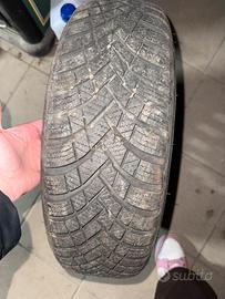 Gomme praticamente nuove