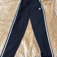 Completo adidas Bambino taglia L originale-comodo💙