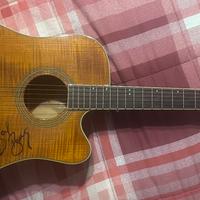 Chitarra Acustica Cort MR-727F autografata