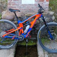 MTB Full Biammortizzata Intense Carbine Carbonio 