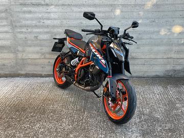 KTM 390 Duke 2024