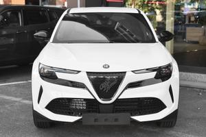 Alfa Romeo Junior 1.2 145 CV Hybrid eDCT6