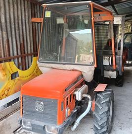 Trattore motoagricola Carraro tigretrans