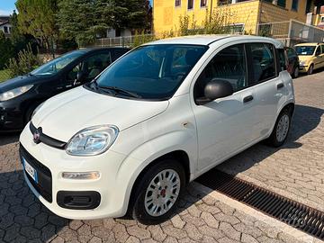 Fiat Panda 1.2 Lounge*EURO6*NEOPATENTATI