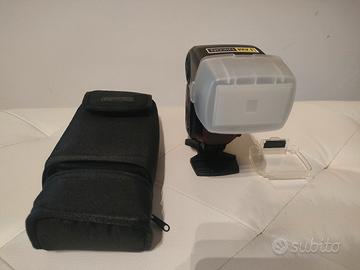 NIKON SB 900