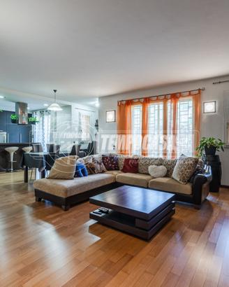 TRILOCALE AL PIANO TERRA CON GIARDINO