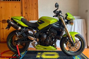 Triumph Street Triple 675