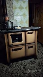 Stufa cucina a legna