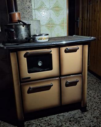 Stufa cucina a legna