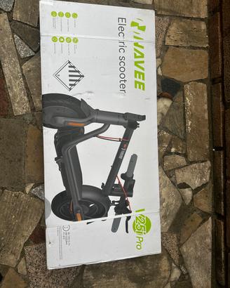 Monopattino elettrico V25 i Pro