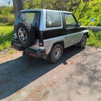 DAIHATSU FEROZA ASI STORICA CON GANCIO TRAINO