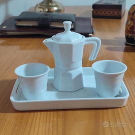 Servizio da caffè in porcellana 