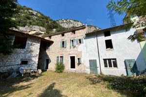 RUSTICO A RIVOLI VERONESE
