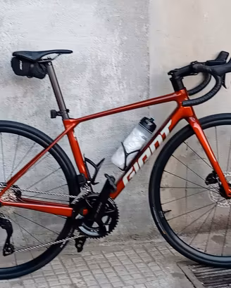 Giant Tcr advanced 1 2025  105 di2 xs 52