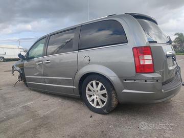 CHRYSLER GRAND 5OYAGER 5 RT 2.8 CRD ricambi