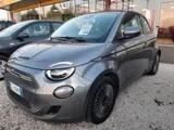 Fiat 500 500e Berlina 42 kWh Icon
