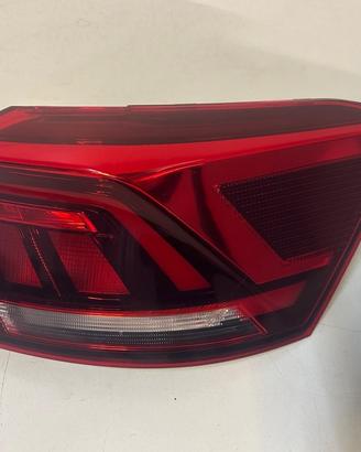 Fanale posteriore dx volkswagen t-roc 2ga945096d