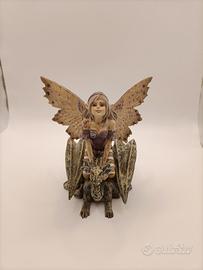 Fata da Collezione "Les Alpes" con Drago 