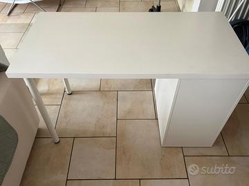 Scrivania